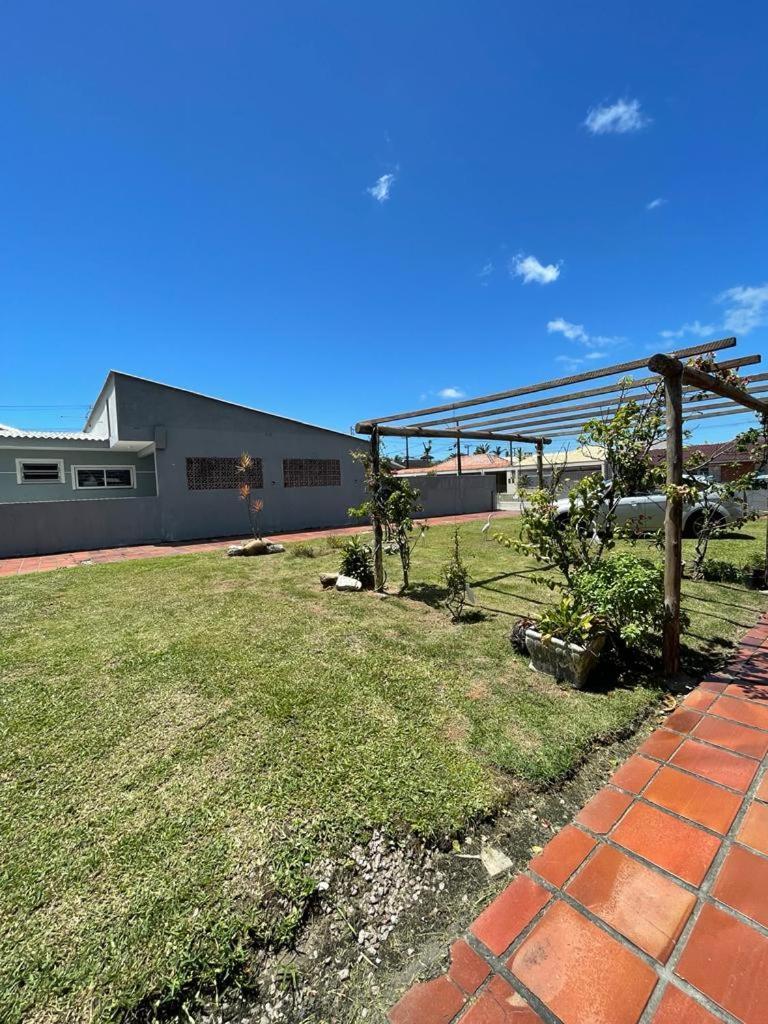 Acomodação Ruth Guaratuba Exterior foto